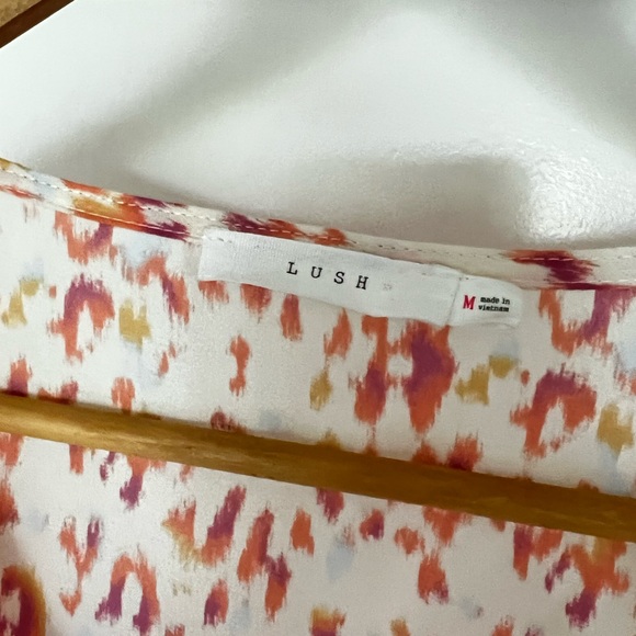 Lush Leopard Print Top - Picture 3 of 4